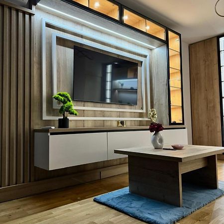 Luxury Blue Apartment Iasi Exterior foto